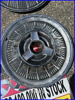 1964 Ford Thunderbird hubcaps Set 4 very rare 15Black/Red Emblem Spinners Nice 1964 Ford Thunderbird hubcaps Set 4 very rare 15Black/Red Emblem Spinners Nice