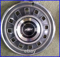 1967 Chevy Impala 14 Deluxe Hubcaps Set of 4 Near Mint