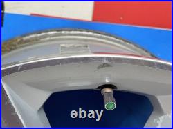 2013-2014 GMC Yukon 20 Inch Machined OEM Wheel Rim