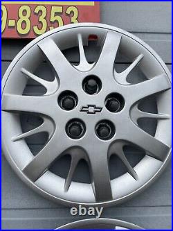 Chevrolet Impala 2000-05 Set 4 Hubcaps Oem 16 Repainted Textured Some Cracks Chevrolet Impala 2000-05 Set 4 Hubcaps Oem 16 Repainted Textured Some Cracks