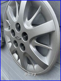 Chevrolet Impala 2000-05 Set 4 Hubcaps Oem 16 Repainted Textured Some Cracks Chevrolet Impala 2000-05 Set 4 Hubcaps Oem 16 Repainted Textured Some Cracks