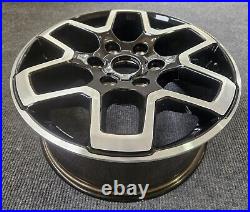 Ford Bronco 18 x 7.5 Factory OEM Wheel 2021-2023 Original Rim Black / Machined Ford Bronco 18 x 7.5 Factory OEM Wheel 2021-2023 Original Rim Black / Machined