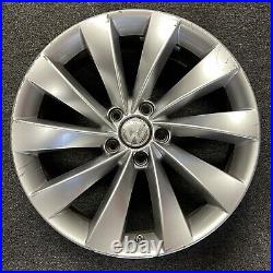 Volkswagen CC, Passat 2009-2015 18 OEM Wheel/Rim